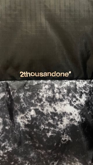 Cazadora Bershka M - Pluma - Blanco/Negro