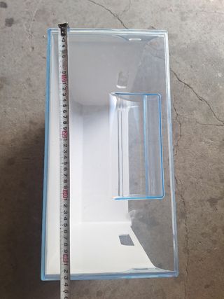 Cajones de Congelador Electrolux – ¡Como Nuevos!