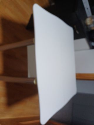 Mesa cocina

blanca metal y madera 