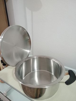 ,.Olla AMC DIAMT. 28 C. ALTA 12,5 C. CAPACIDAD 5 L