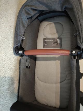 Capazo Portabebé Ergonómico Jane Micro BB año 2024