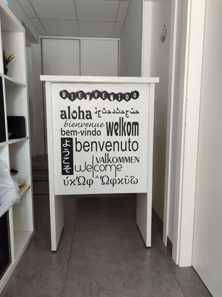 Mueble para recepción hecha a mano