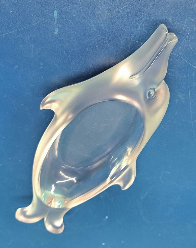 Delfín de cristal bandejita