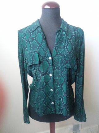 Camisa Zara serpiente verde