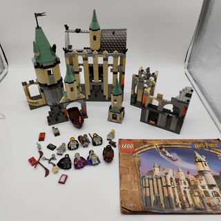 LEGO HARRY POTTER SET 4709 HOGWARTS CASTLE 2001