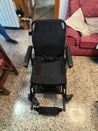 Silla de ruedas eléctrica buen estado 