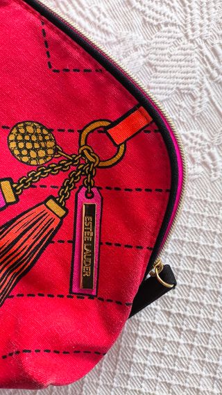 Neceser Estée Lauder rojo