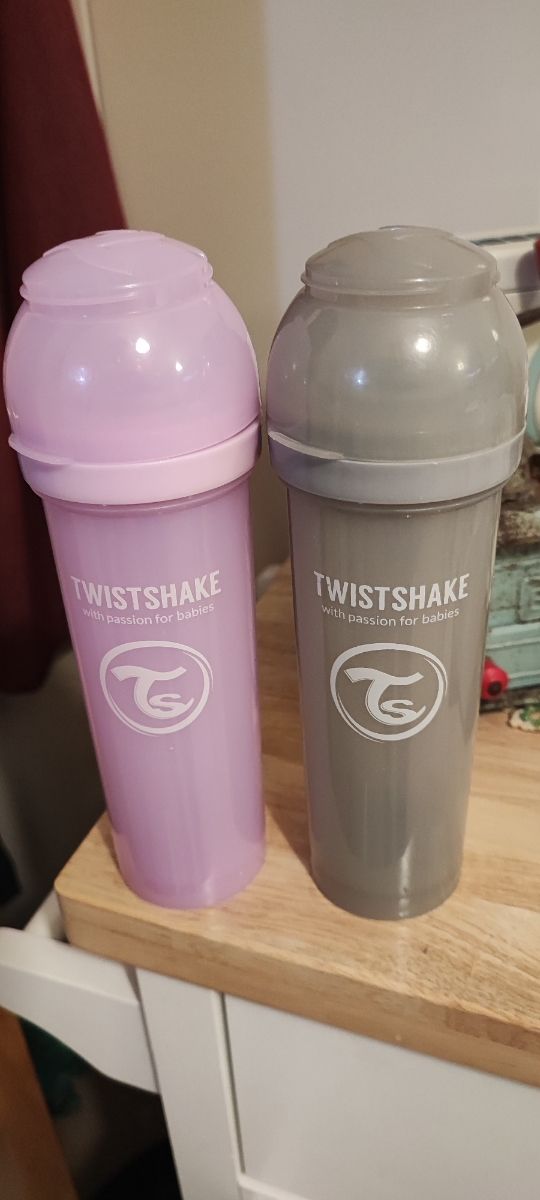 5 biberones twistashake + esterilizador