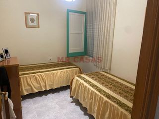 Casa adosada en venta en Zona Mercat en Rubí