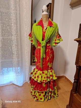 Traje Flamenca Rojo y Verde - Talla 38-42