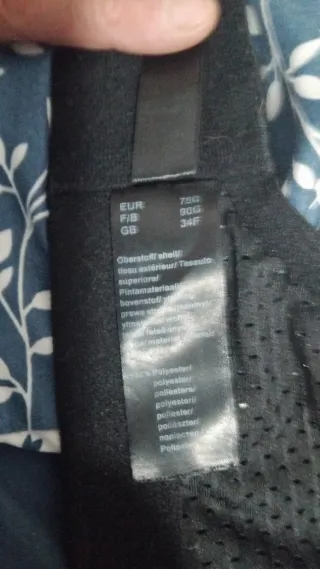 Top deportivo negro-plata