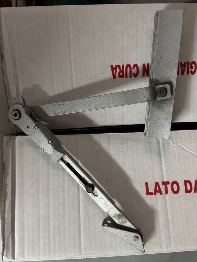 TS 1500 Geze Chiudiporta per porte a batten