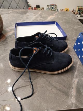 Zapatos de Comunion niño talla 39.