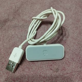 Cargador USB base APPLE iPod suffle
