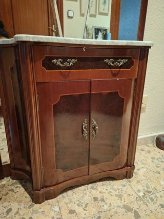 Recibidor con espejo entrada