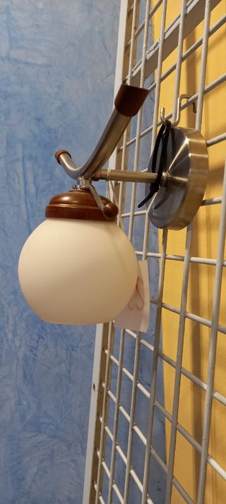 Aplique metal y madera vintage