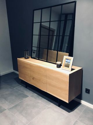Mueble recibidor y espejo