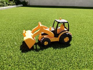 Camión y tractor de  juguete fabricación española.