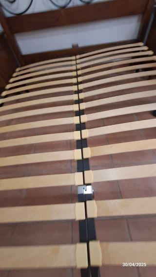 Somier de madera y metal urge vender