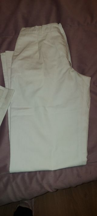 Lote de dos Pantalones blancos SAN JUAN  6 EUROS