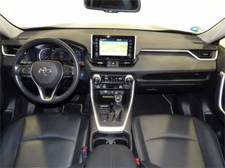 TOYOTA Rav4 2.5l 220H Advance Plus