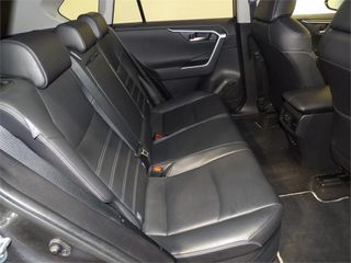 TOYOTA Rav4 2.5l 220H Advance Plus