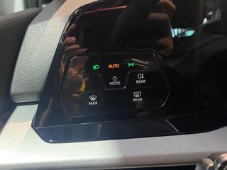 Volkswagen Golf 2.0 TDI 115cv Life