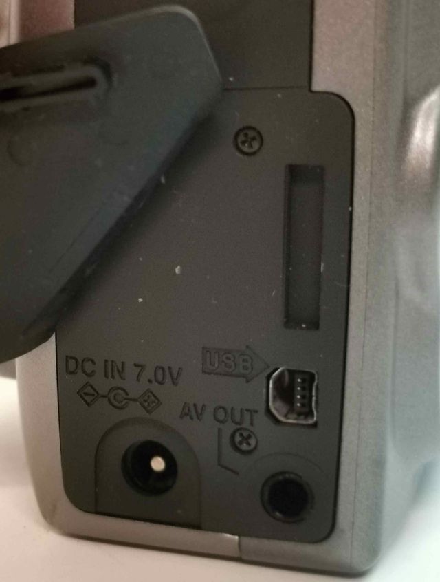 Macchina Fotografica EPSON PhotoPC 3100Z  Model G7