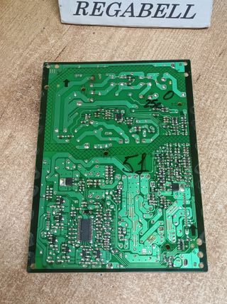 TC24433A, de TOSHIBA 32W2333D, (ref-51)