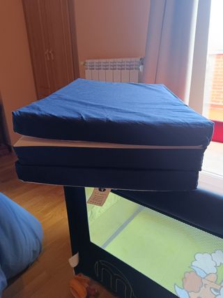 Cuna de viaje  y regalo 
