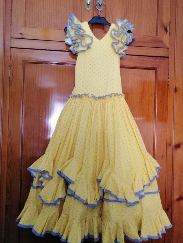 Traje flamenca talla 6