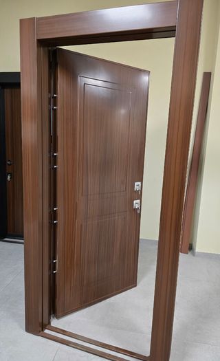 Puerta Acorazada grado 4