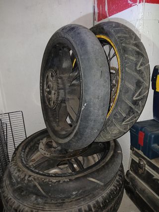 Ruedas de moto
