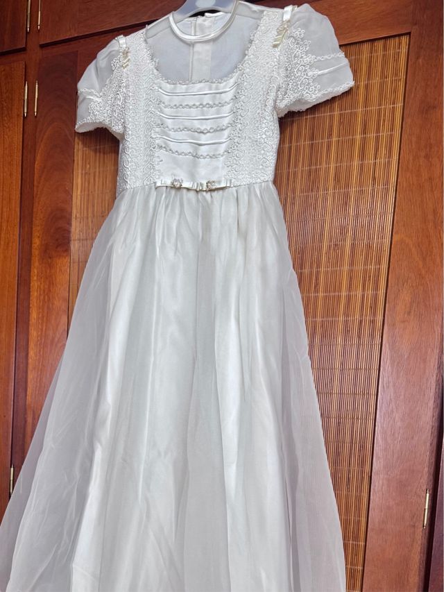 Abito elegante per la prima comunione