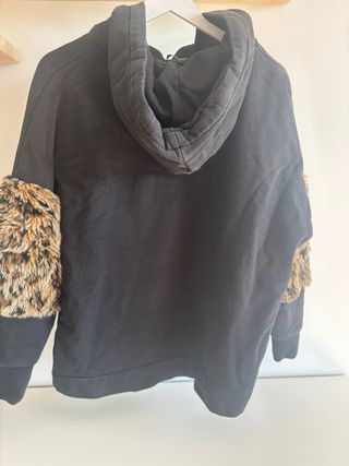 Sudadera pelo leopardo codo
