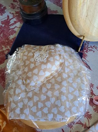 Quadretto più canovaccio e presina