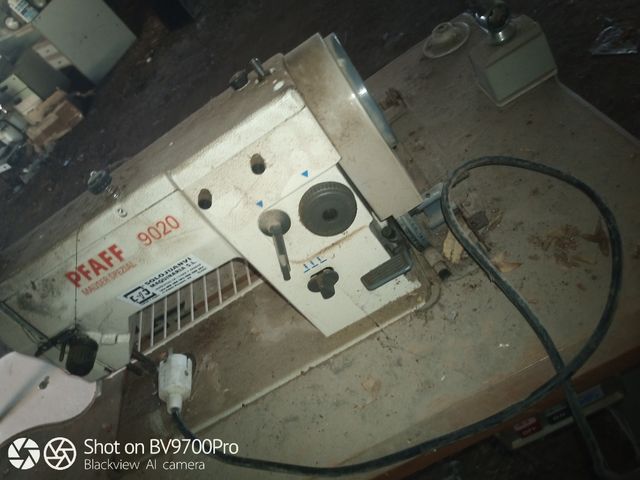 Máquina de coser Paff