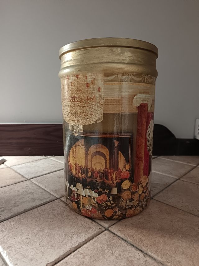 Vaso Decoupage: Artigianale