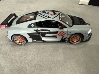 AUDI R8 IRON GTR coche deportivo modelo de juguete