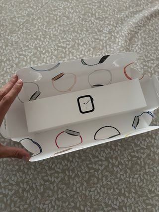Apple Watch Series 4 - 44mm - Negra