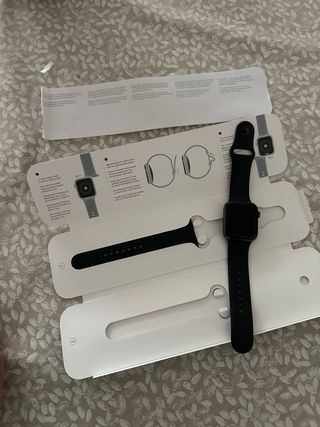 Apple Watch Series 4 - 44mm - Negra