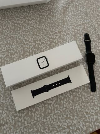 Apple Watch Series 4 - 44mm - Negra