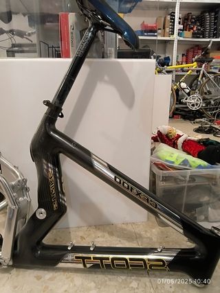 Cuadro Scott Strike carbono
