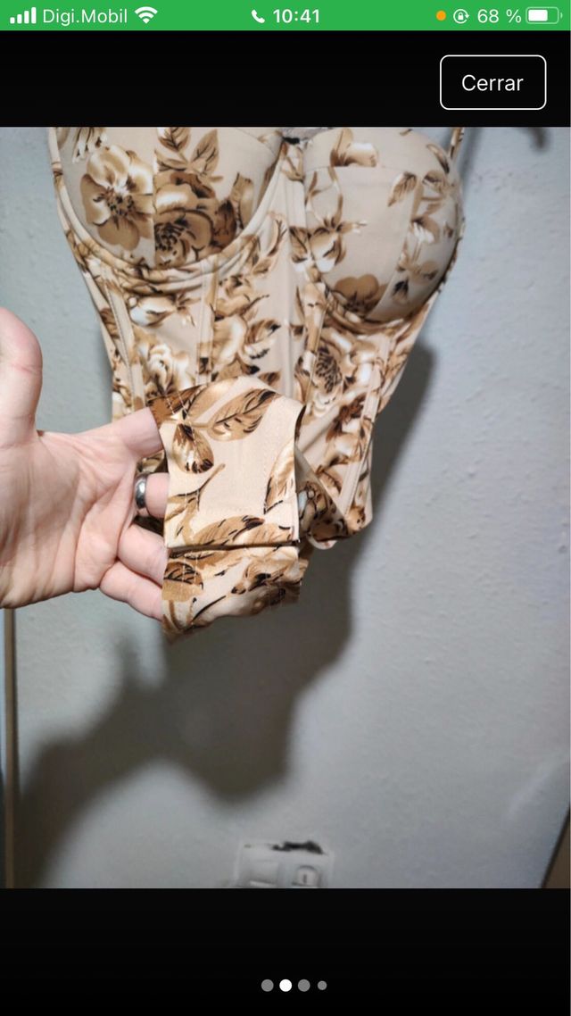 Body tipo corsé estampado dorado y beige talla M 38