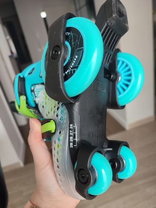 Patines niño si  estrenar.
