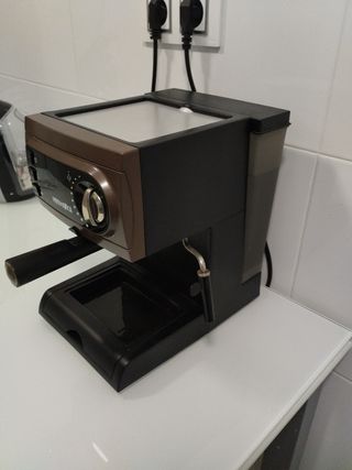 Cafetera express Minioka