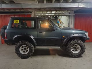 Nissan Patrol Gr y61