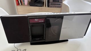 Equipo de música Panasonic SCHC30 Compacto y potente