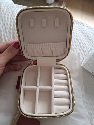 Joyero Pierre Cardin beige