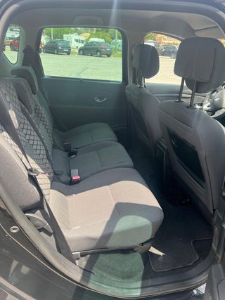 Renault Scenic 2011